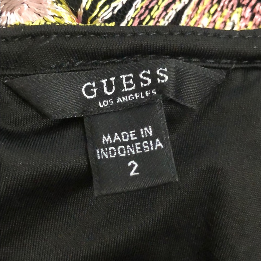 Beautiful guess embroidery jumpsuit - Picture 5 of 5